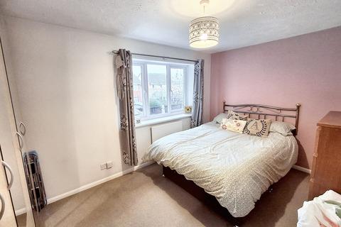 12 Berkeley Drive, Bourne, PE10 9TR