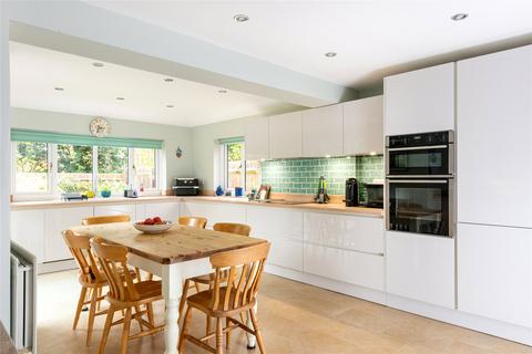 undefined, Moorhen Way, Buckingham, Buckinghamshire, MK18