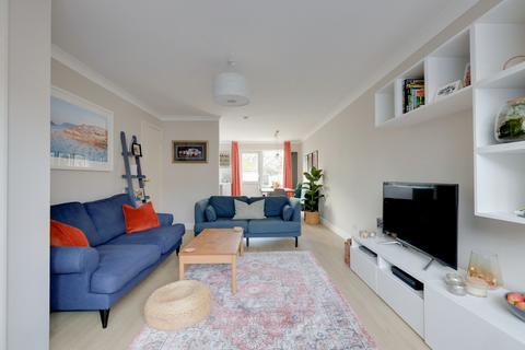 3 bedroom terraced house for sale, Longhurst, Burgess Hill, RH15