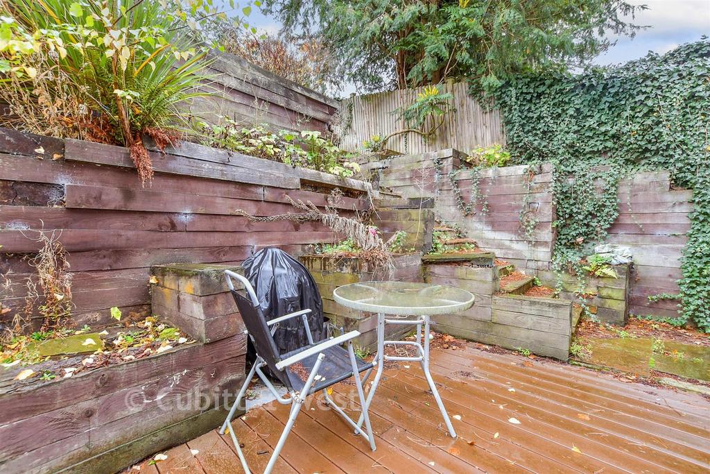 Patio / Decking