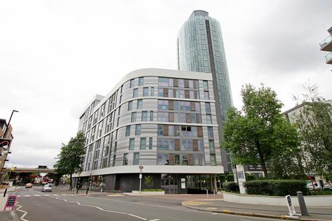 Westgate House, TW8