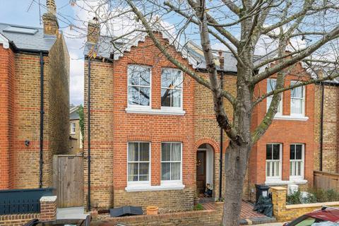 undefined, Winchester Road, St Margarets TW1