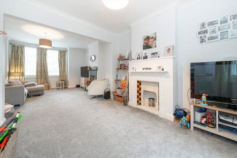 undefined, Winchester Road, St Margarets TW1