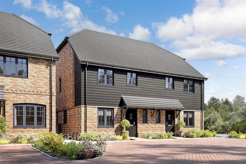 3 bedroom semi-detached house for sale, Woodstock Way, Maidstone, Kent