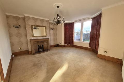 4 bedroom semi-detached house for sale, Clifton Drive, Lytham