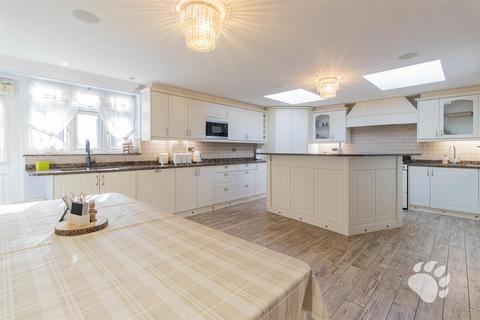 undefined, Falcon Way, Basildon SS16