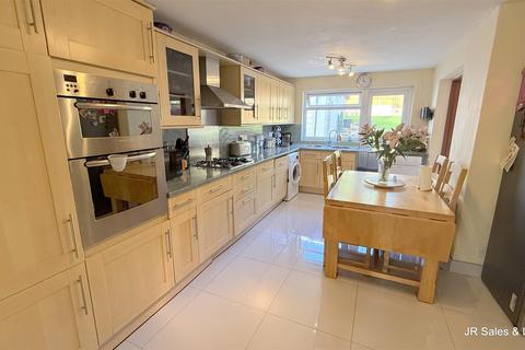 3 bedroom semi-detached house for sale, Cranfield Crescent, Cuffley