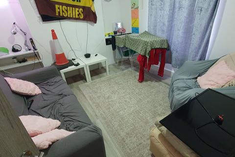 4 bedroom house to rent, 8 Letty Street