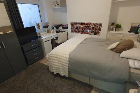 4 bedroom house to rent, 8 Letty Street