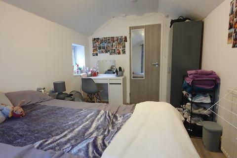 4 bedroom house to rent, 8 Letty Street