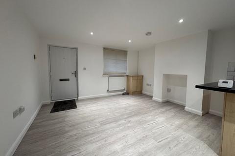 2 bedroom terraced house to rent, Melton Road, Barrow Upon Soar, Loughborough, LE12
