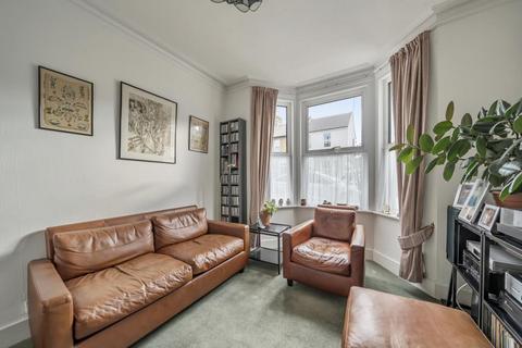 undefined, Lansdowne Road,  Hounslow,  TW3