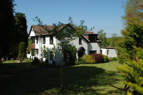 6 bedroom detached house to rent, Bridgwater Road, Winscombe