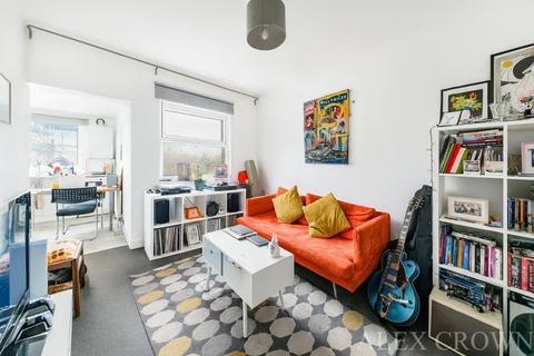 2 bedroom flat for sale, Blackstock Road, Finsbury Park
