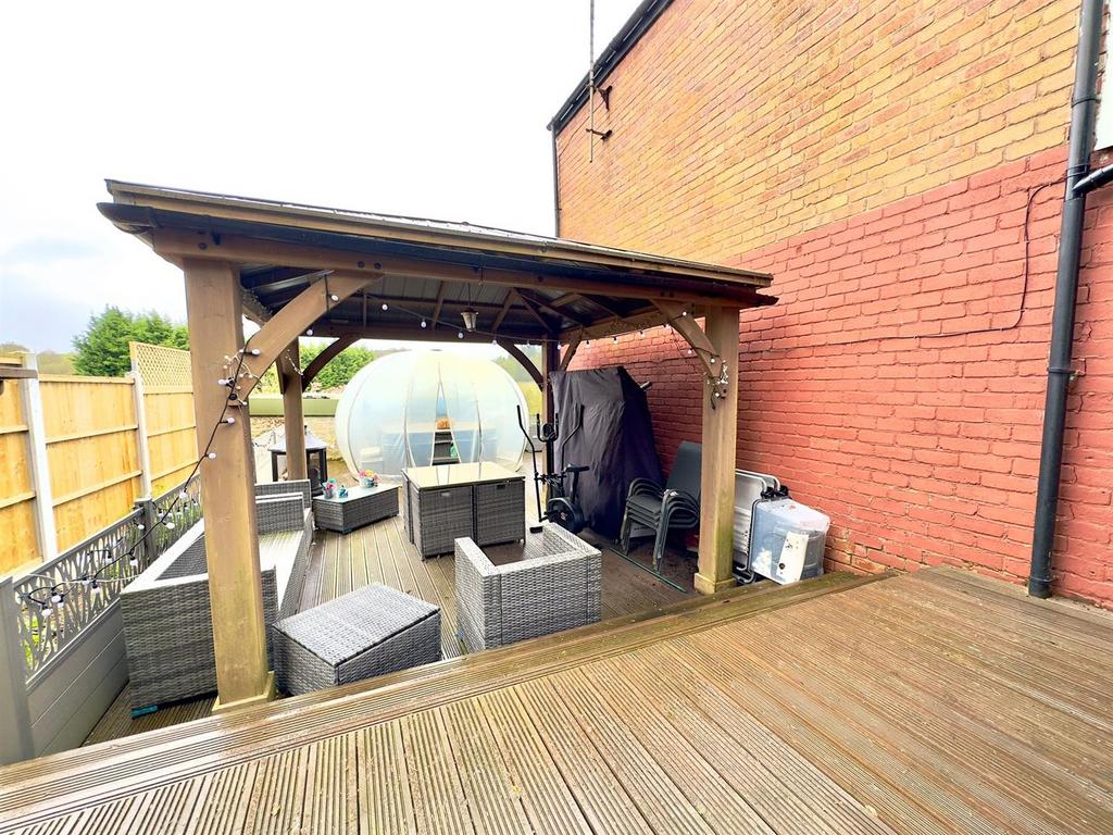 Side Decking