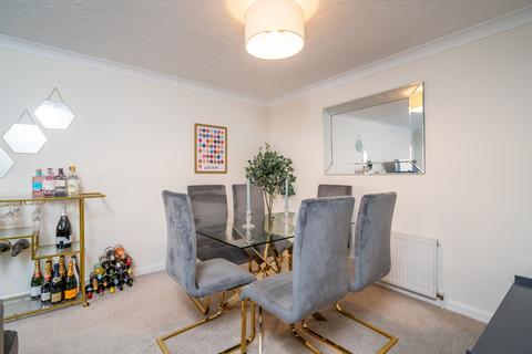 3 bedroom flat for sale, 3/11 Easter Dalry Rigg, Edinburgh, EH112TG