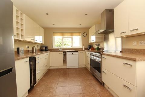 3 bedroom detached house for sale, Mendip Road, Yatton