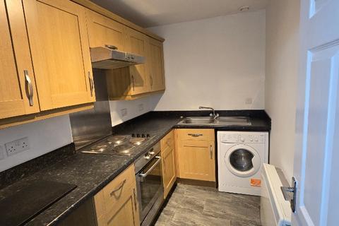 2 bedroom flat to rent, Glenmore Place, Toryglen, Glasgow, G42