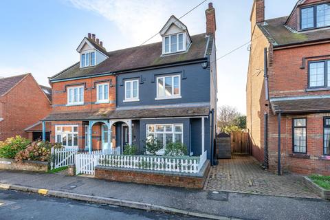 4 bedroom semi-detached house for sale, Manor Road, Mundesley