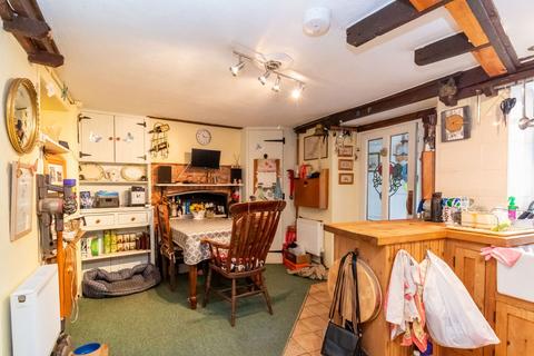 4 bedroom end of terrace house for sale, West Street, Banwell