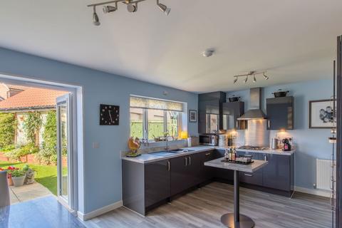 15 Taylors Fields, Banwell, BS29 6AJ