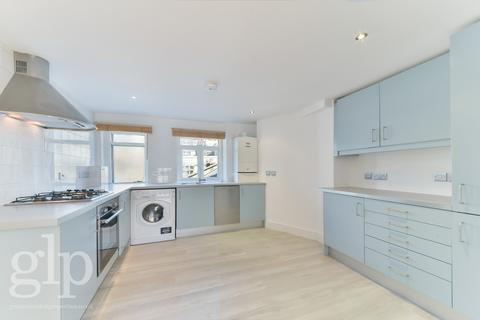 2 bedroom flat to rent, Berwick Street W1F