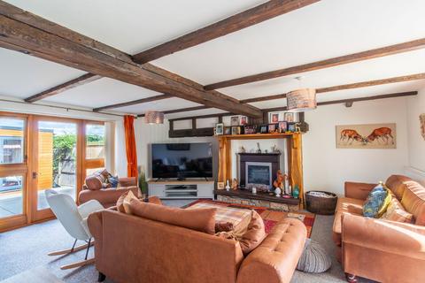 4 bedroom barn conversion for sale, Hailstone Farm, Redhill