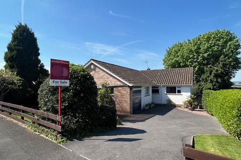 11 Brae Road, Winscombe, BS25 1LN