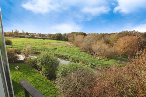 2 bedroom flat for sale, Lincoln, Lincolnshire, LN5