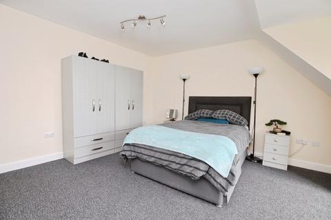2 bedroom flat for sale, Lincoln, Lincolnshire, LN5