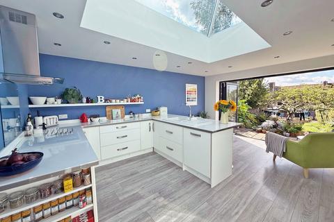 4 bedroom detached house for sale, High Street, Axbridge