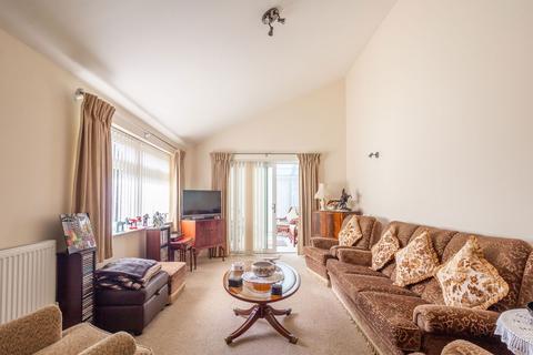 1a Elm Close, Yatton, Bristol, BS49 4EL