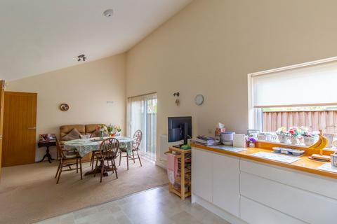 undefined, Elm Close, Yatton