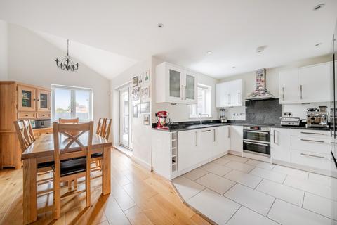 4 bedroom semi-detached house for sale, New Inn Lane, Guildford, GU4