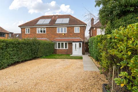 New Inn Lane, Burpham, Guildford, GU4