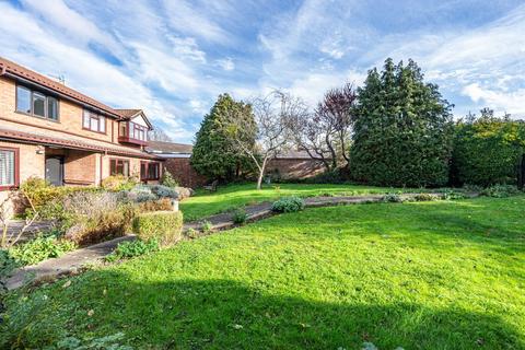 1 bedroom flat for sale, Forge Close, Hayes, Bromley, BR2