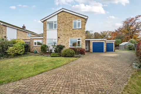 4 bedroom detached house for sale, Hill Bottom Close, Reading RG8
