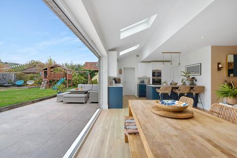 19 Barrows Road, Cheddar, BS27 3AY
