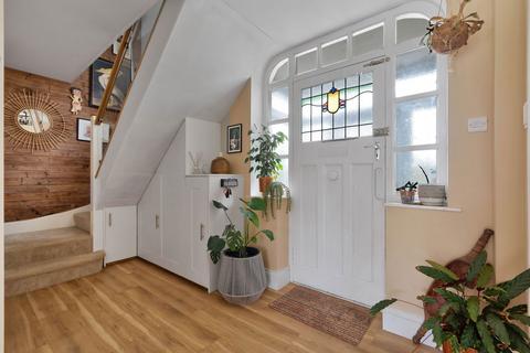 19 Barrows Road, Cheddar, BS27 3AY