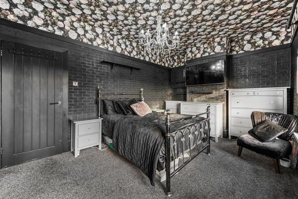 23 St Davids Rd Web22.jpg