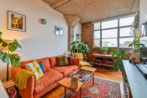 Wenlock Road, Islington, London, N1