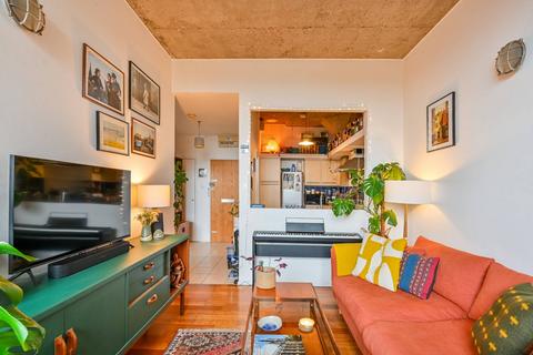1 bedroom flat to rent, Wenlock Road, Islington, London, N1