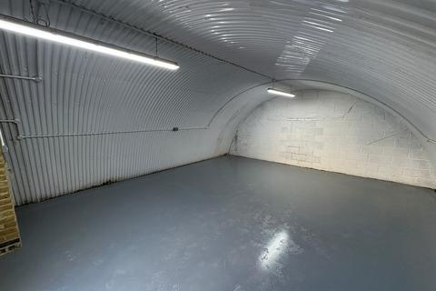 Distribution warehouse to rent, Barton Rd Rochester ME2 3EL