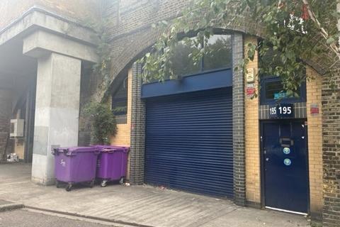 Distribution warehouse to rent, Carlisle Ln London SE1 7LH