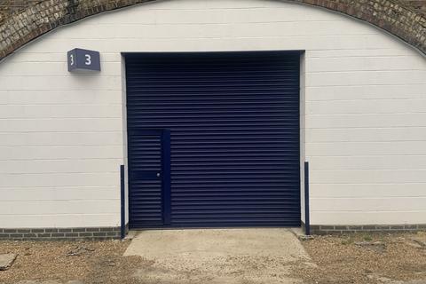 Warehouse to rent, Arch 3-5 Culvert Pl London SW11 5AY