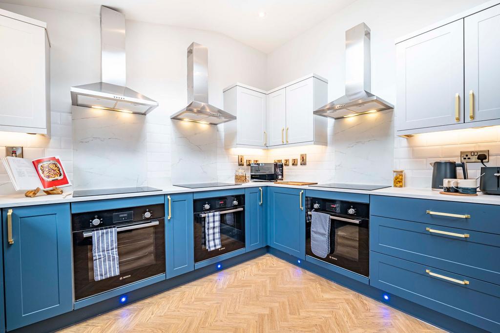 Living Area & Kitchen