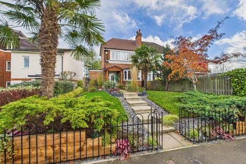 Westhill Road, Birmingham, B38