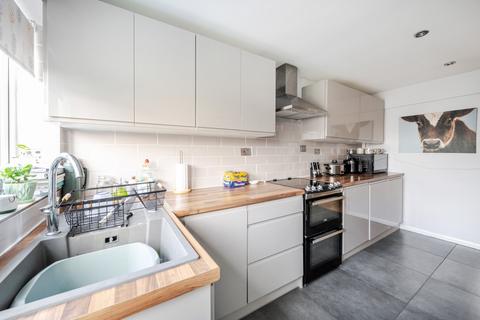 undefined, Chandler Close, Bampton, Oxfordshire