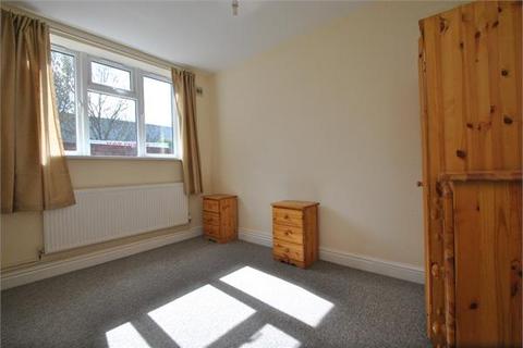2 bedroom flat to rent, Horn Lane, W3