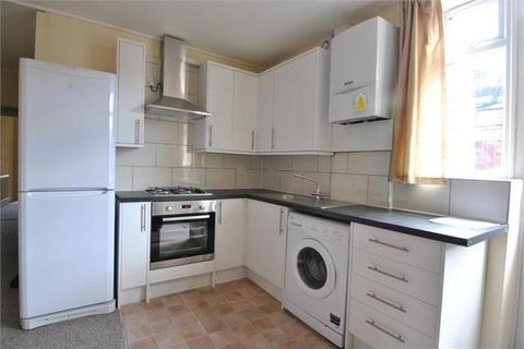 2 bedroom flat to rent, Horn Lane, W3